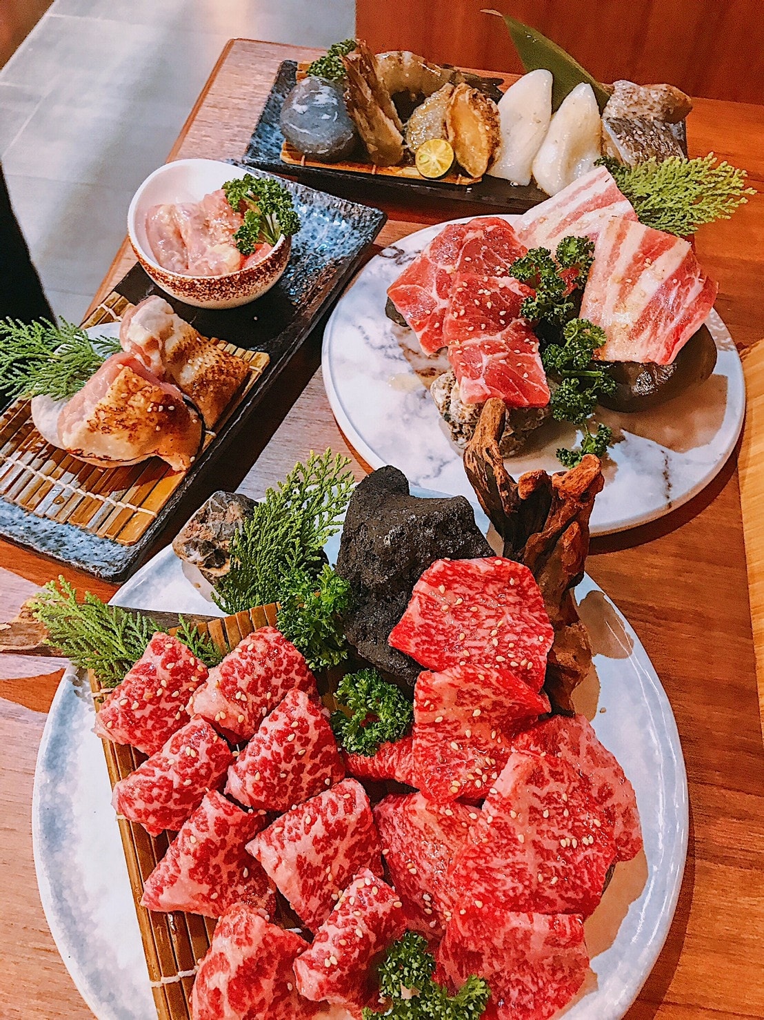 ༩ 食記 ཾ黑毛和牛一頭切༺台北三重築間集團推薦頂級日本和 ༩ 食記 ཾ黑毛和牛一頭切༺台北三重築間集團推薦頂級日本和