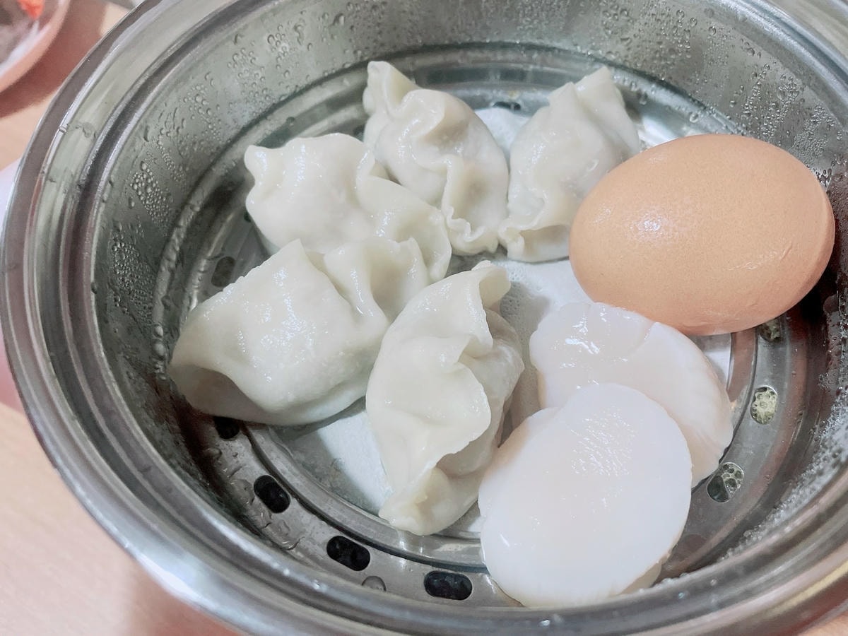 MOLIJIA 魔力家M17多功能不沾快煮小電鍋/電子鍋1. MOLIJIA 魔力家M17多功能不沾快煮小電鍋/電子鍋1.