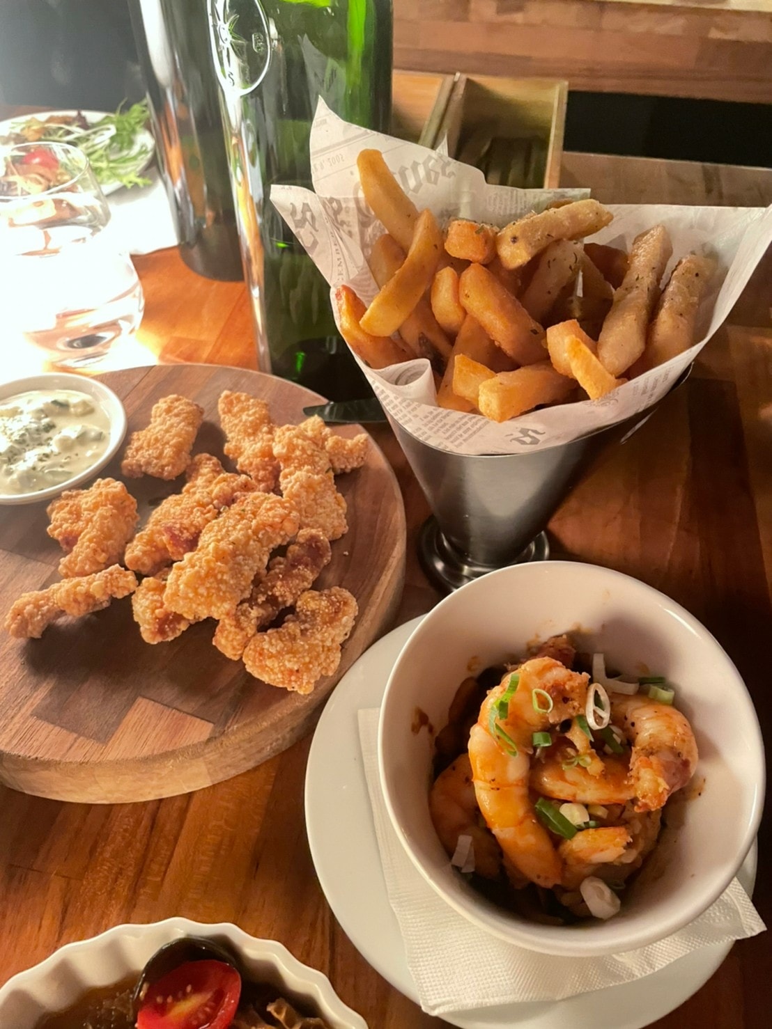 食記 ཾD'N敦南酒窖༺台北科技大樓/六張犁 宵夜餐酒館氣 食記 ཾD'N敦南酒窖༺台北科技大樓/六張犁 宵夜餐酒館氣