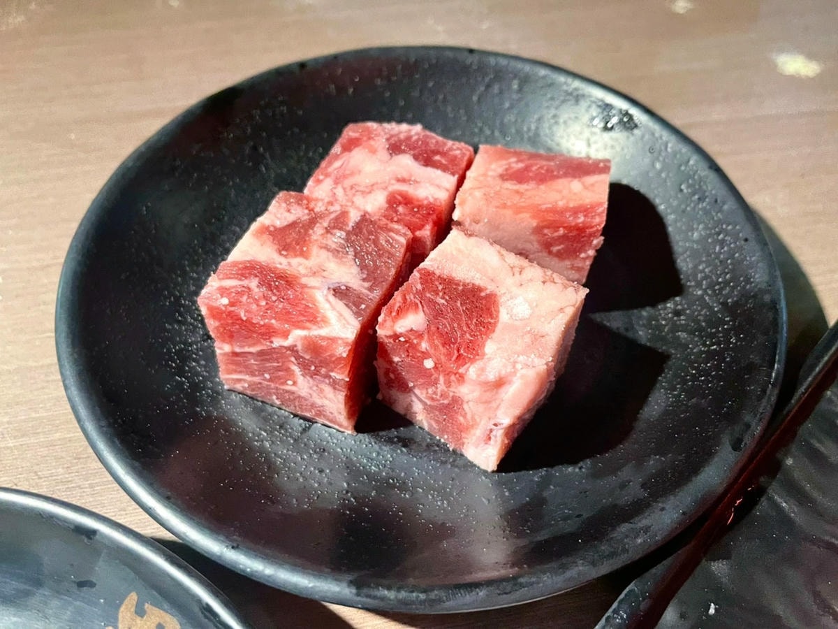 食記 ཾ名炙炭火燒肉༺新北三重頂級燒肉、海鮮燒烤吃到飽