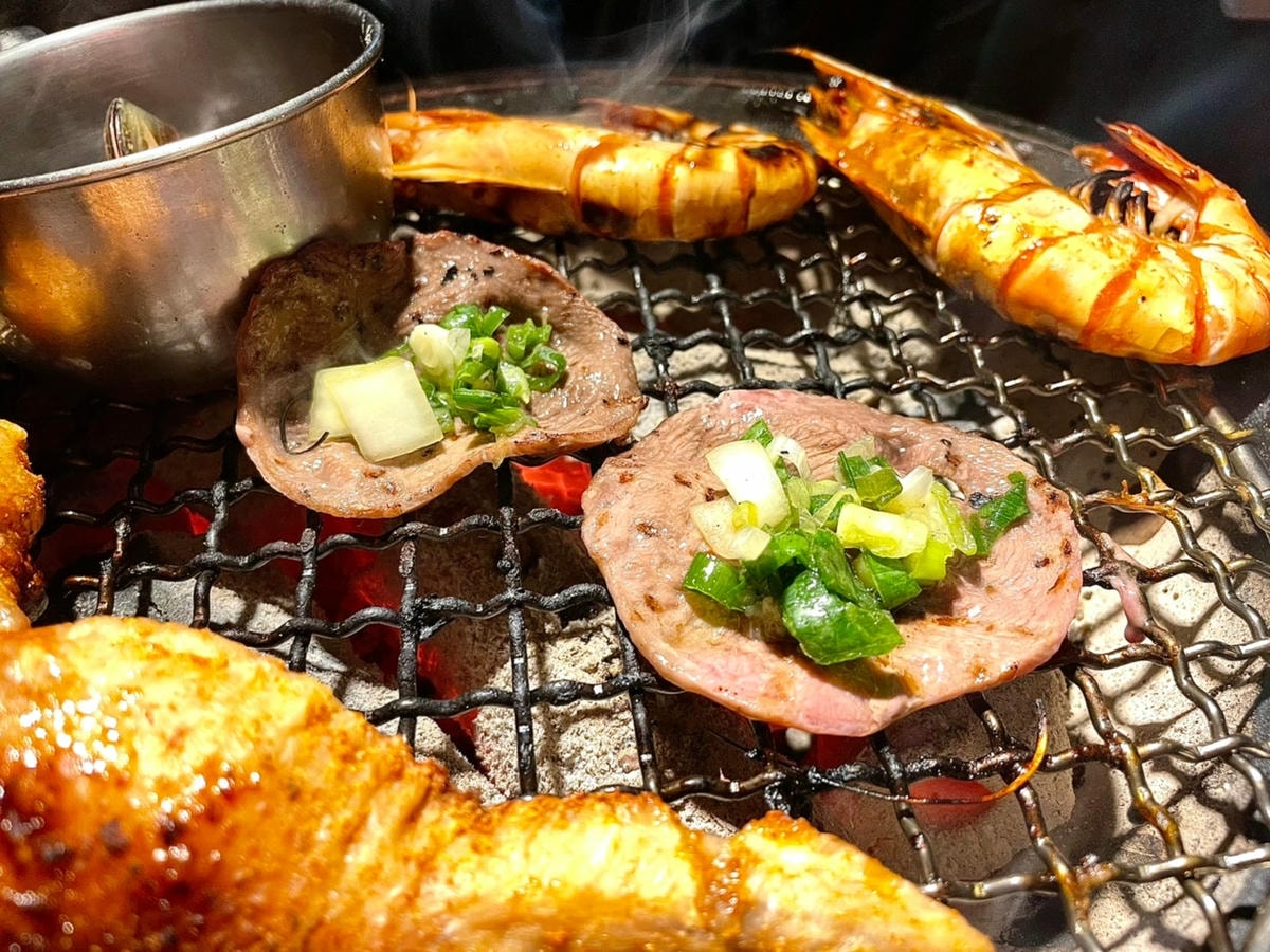 食記 ཾ名炙炭火燒肉༺新北三重頂級燒肉、海鮮燒烤吃到飽