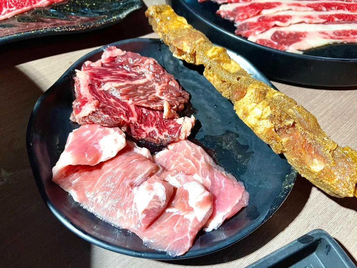 食記 ཾ名炙炭火燒肉༺新北三重頂級燒肉、海鮮燒烤吃到飽