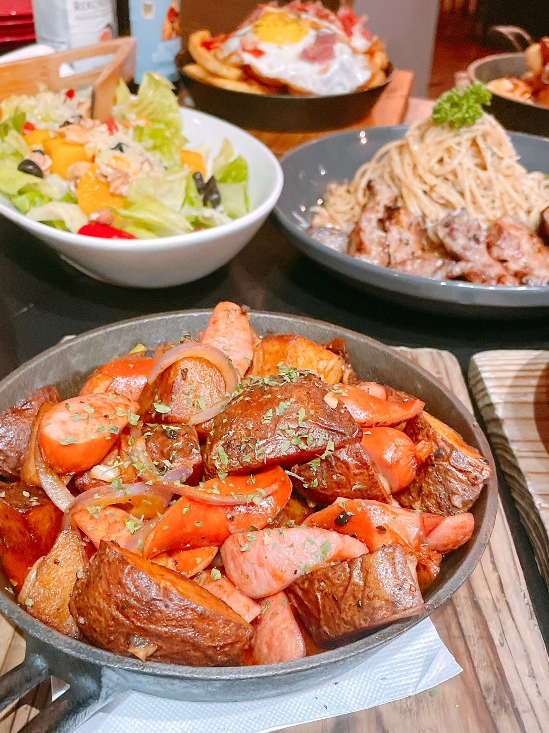 食記 ཾABV Bar & Kitchen 閣樓餐酒館༺新北