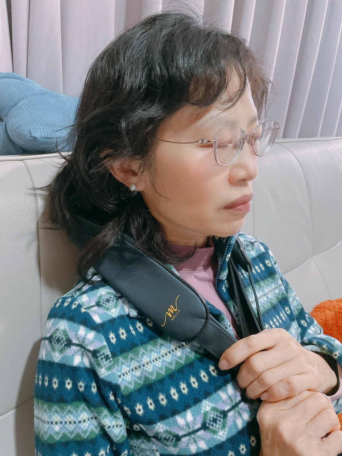 【MOLIJIA魔力家】M637無線免手持充電式肩頸按摩帶༺