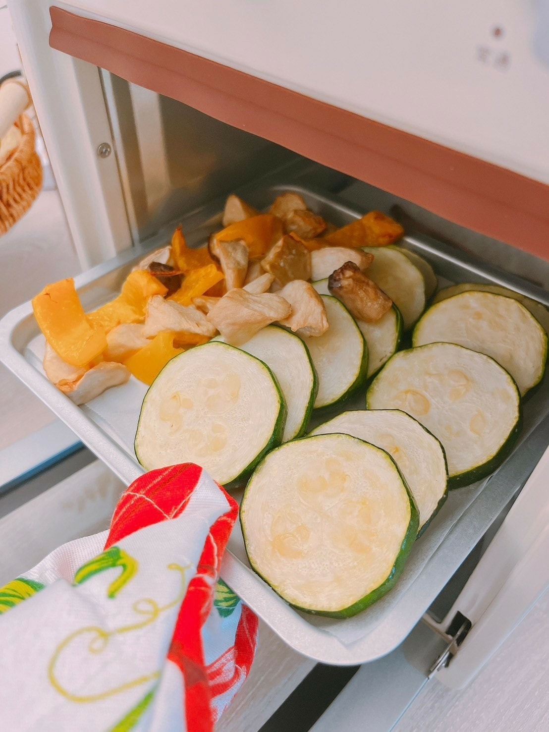 Roommi奶油小生氣炸烤箱༺小巧奶黃色質感x租屋族、單身族