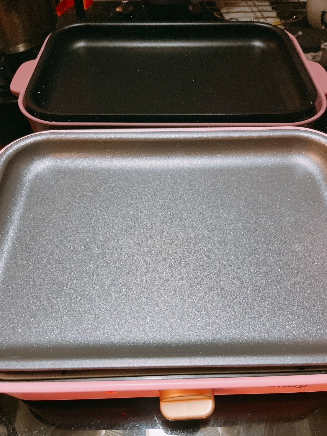 only 多功能不沾復古電烤盤赫本粉一盤多用x火鍋、煎烤、