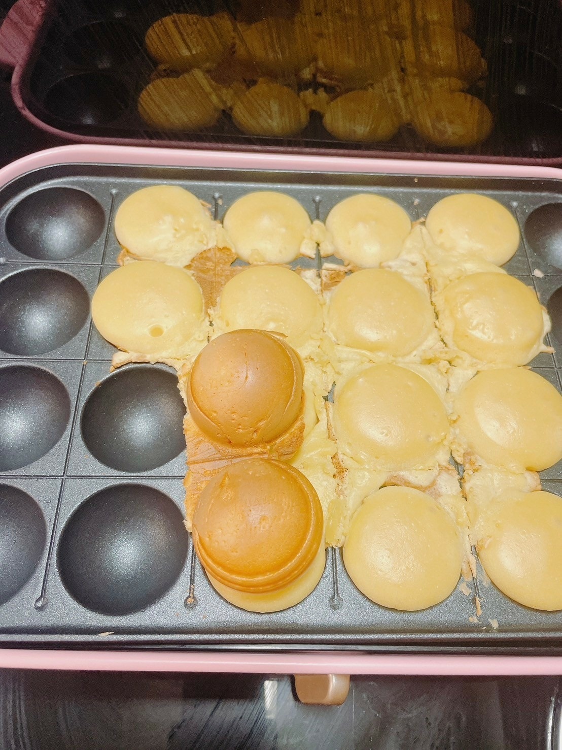 only 多功能不沾復古電烤盤赫本粉一盤多用x火鍋、煎烤、