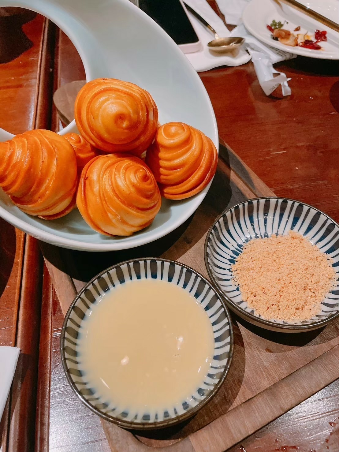 食記紅皇后川酒台北大安川菜餐酒館Red Queen Bi