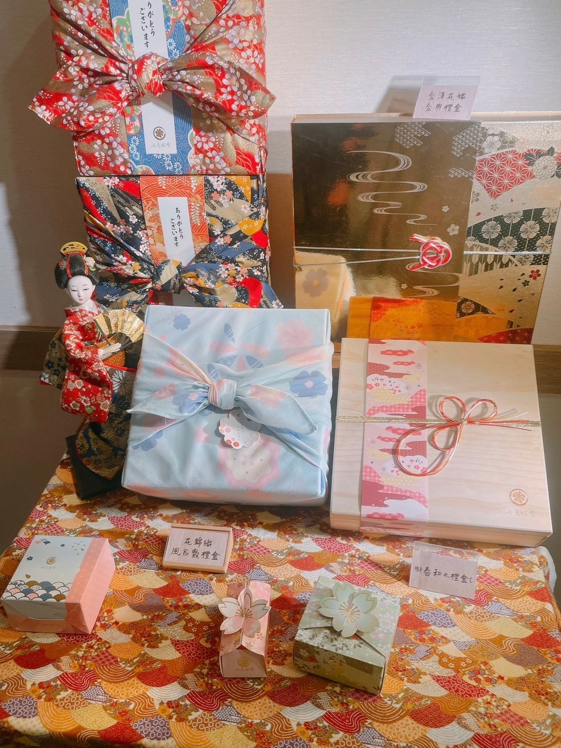 食記七見櫻堂日式風呂敷手工喜餅禮盒試吃x人氣三明治餅乾