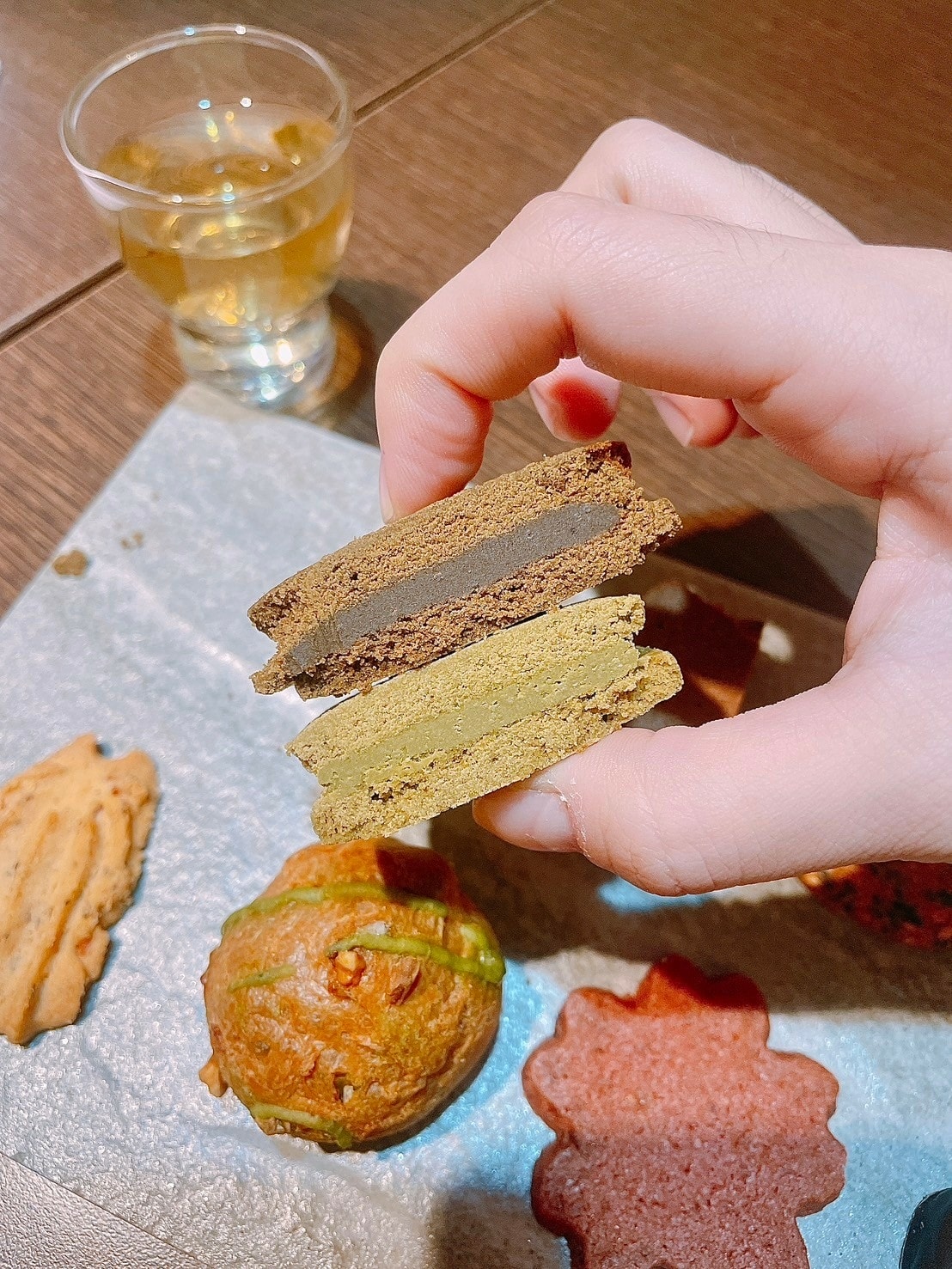 食記七見櫻堂日式風呂敷手工喜餅禮盒試吃x人氣三明治餅乾