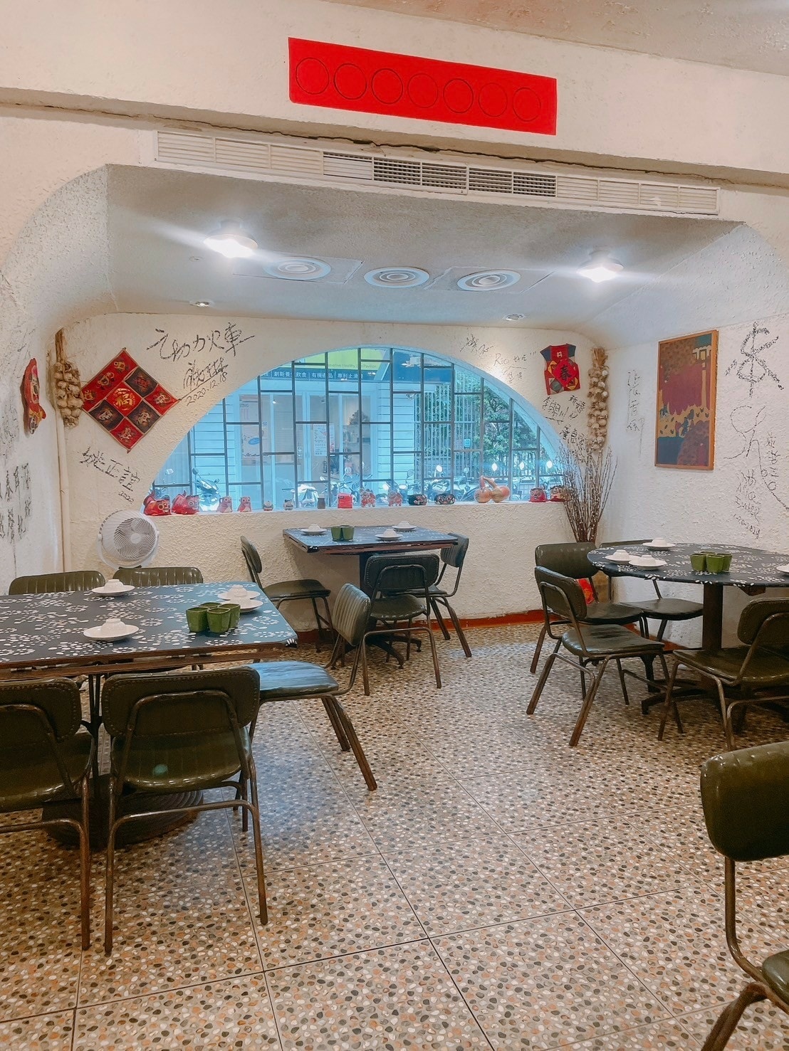 食記秦味館台北必吃超夯陝西特色地方菜之一,香酥羊腿、蒙古 食記秦味館台北必吃超夯陝西特色地方菜之一,香酥羊腿、蒙古