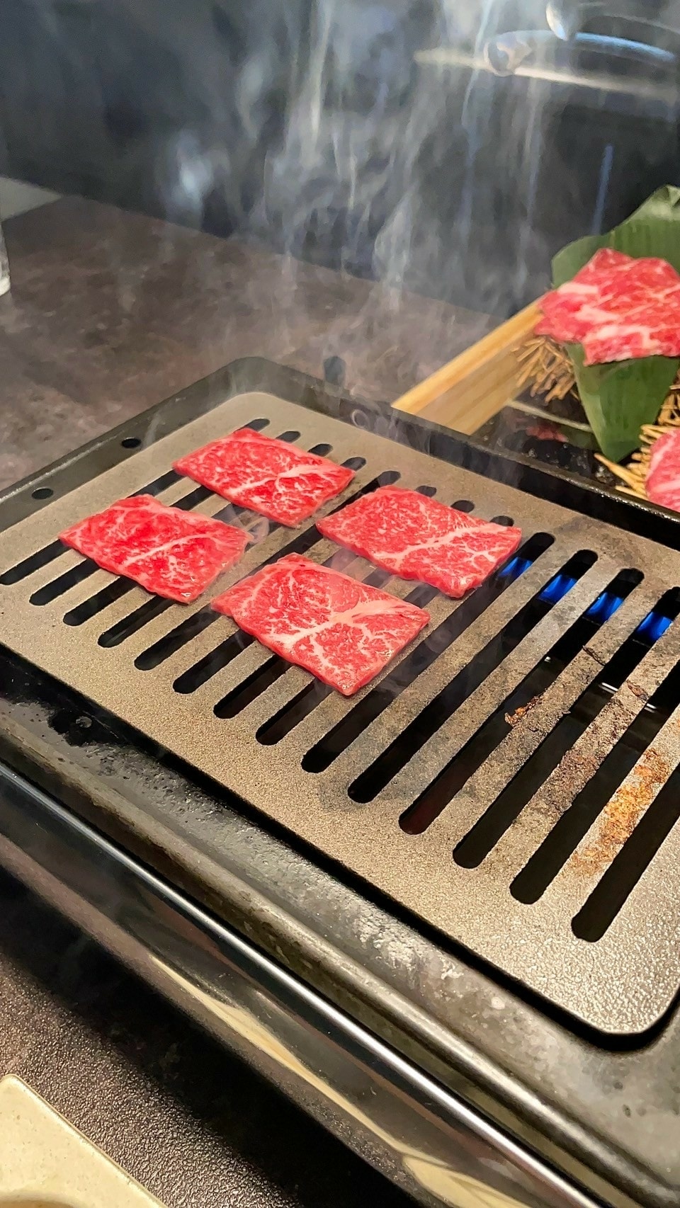 食記春間艸艸台中西區無菜單和牛海鮮燒肉專門店x全程代烤