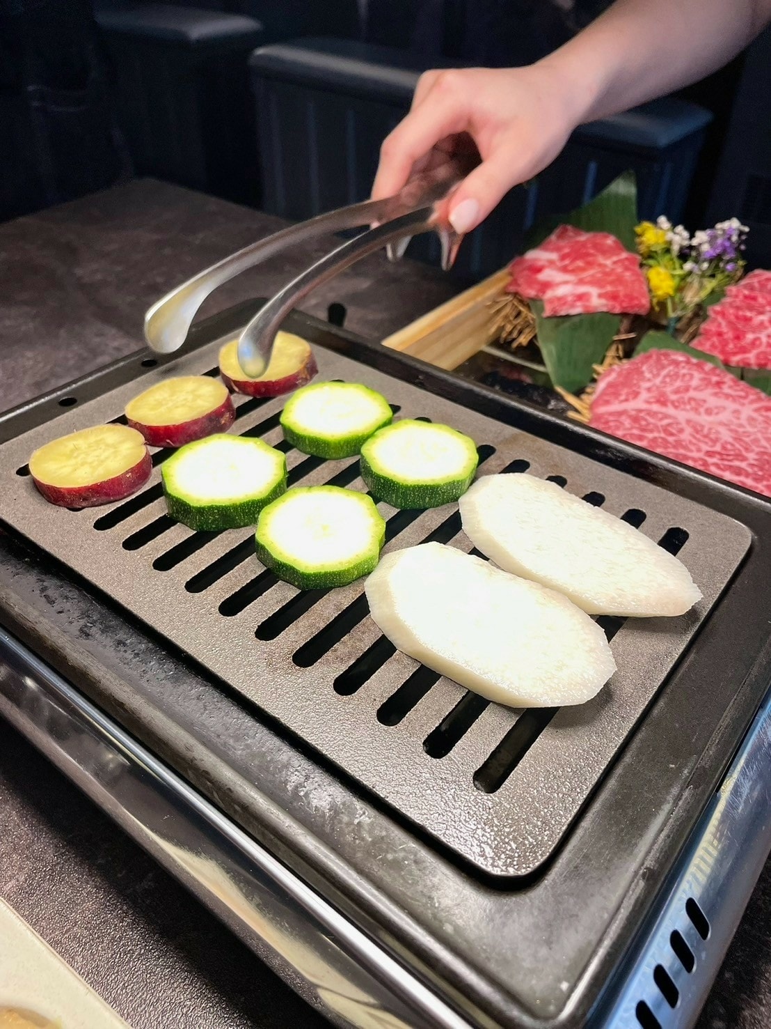 食記春間艸艸台中西區無菜單和牛海鮮燒肉專門店x全程代烤 食記春間艸艸台中西區無菜單和牛海鮮燒肉專門店x全程代烤