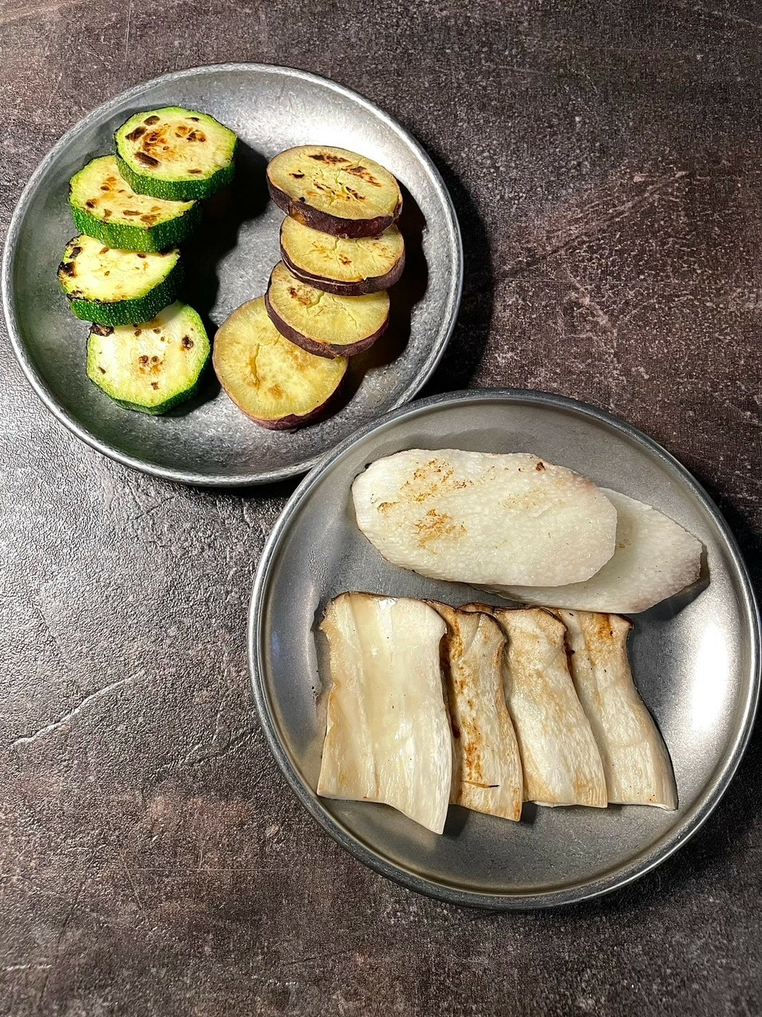 食記春間艸艸台中西區無菜單和牛海鮮燒肉專門店x全程代烤 食記春間艸艸台中西區無菜單和牛海鮮燒肉專門店x全程代烤