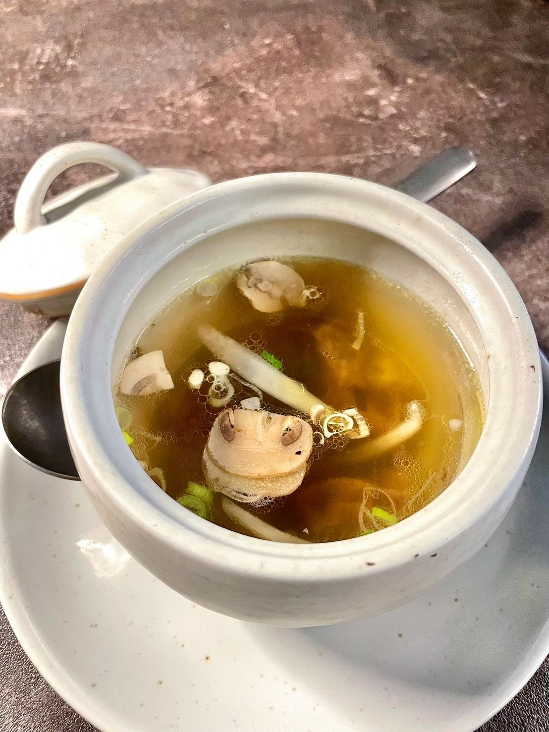 食記春間艸艸台中西區無菜單和牛海鮮燒肉專門店x全程代烤 食記春間艸艸台中西區無菜單和牛海鮮燒肉專門店x全程代烤