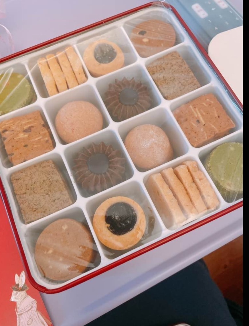 食記台中黑色棒棒糖試吃超大方全品項手工喜餅x結婚、彌月、 食記台中黑色棒棒糖試吃超大方全品項手工喜餅x結婚、彌月、