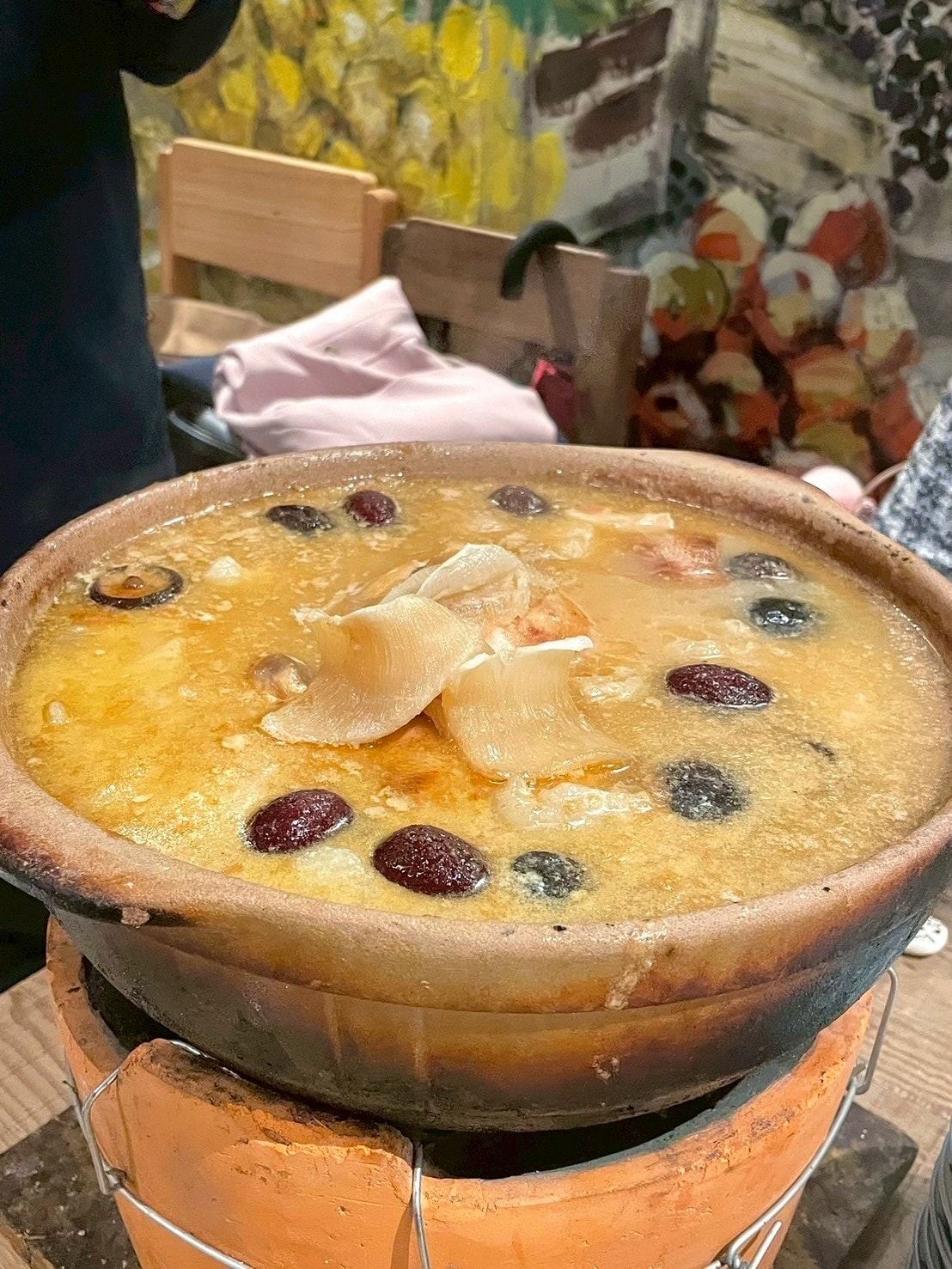 食記春韭晴光店人氣私廚,AI教父也愛的濃郁精華黃金雞湯無 食記春韭晴光店人氣私廚,AI教父也愛的濃郁精華黃金雞湯無