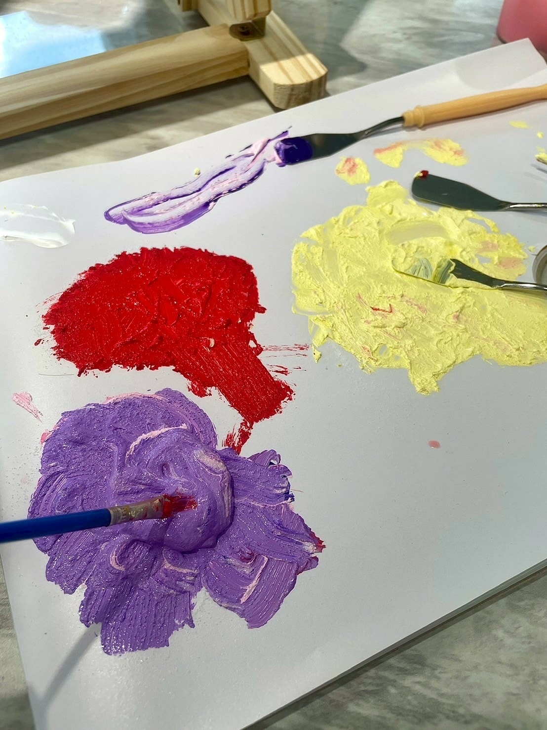 MUSE畫室中和全新開幕畫畫還可以喝調酒? 沒藝術細胞也