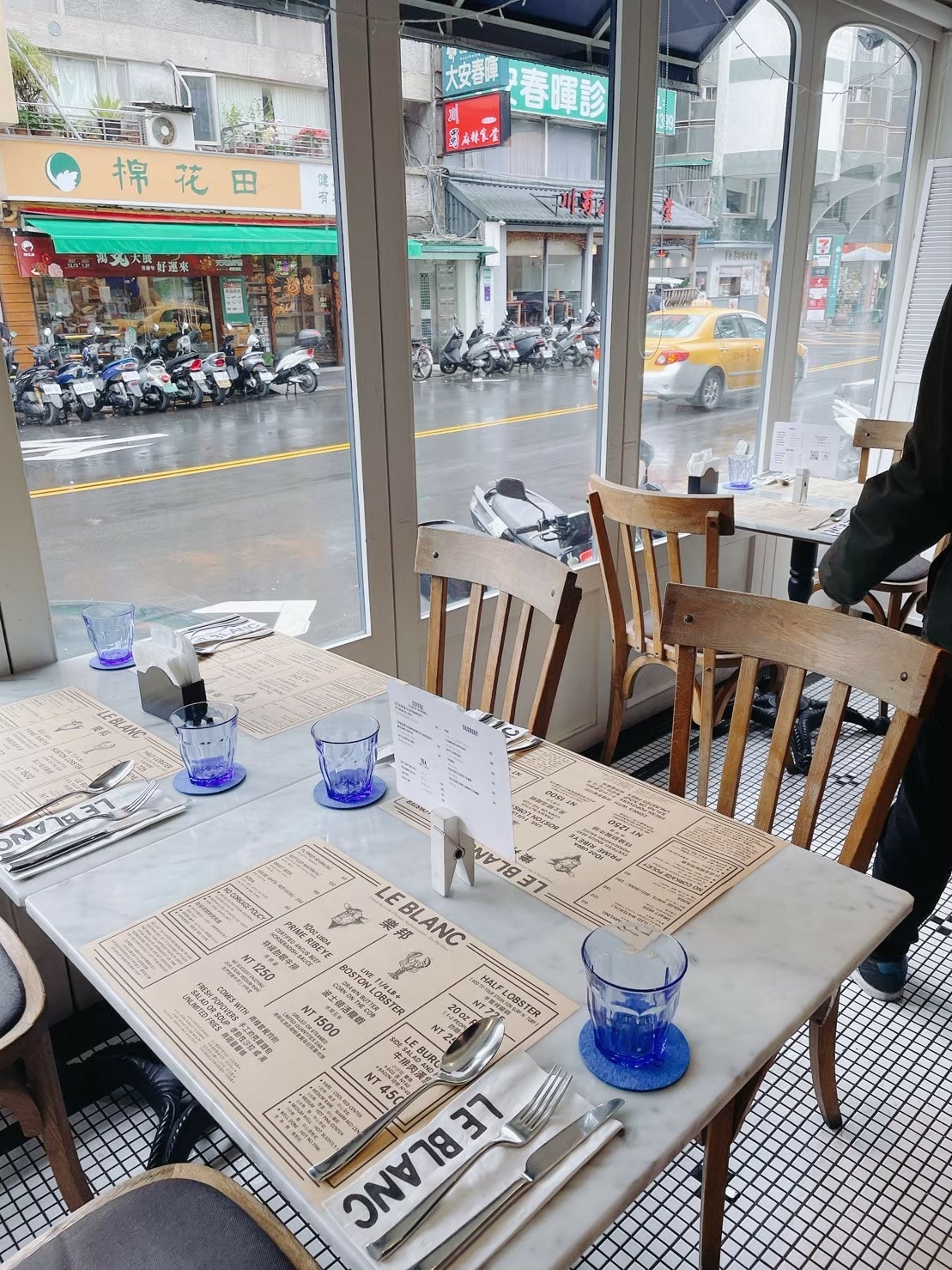 食記樂邦Le Blanc米其林氣氛約會餐廳x肋眼牛排、龍 食記樂邦Le Blanc米其林氣氛約會餐廳x肋眼牛排、龍
