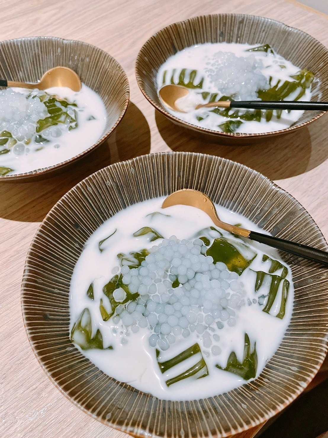 食記 大四喜麻辣雞公煲西門町麻辣牛舌料理x港籍主廚料理 食記 大四喜麻辣雞公煲西門町麻辣牛舌料理x港籍主廚料理