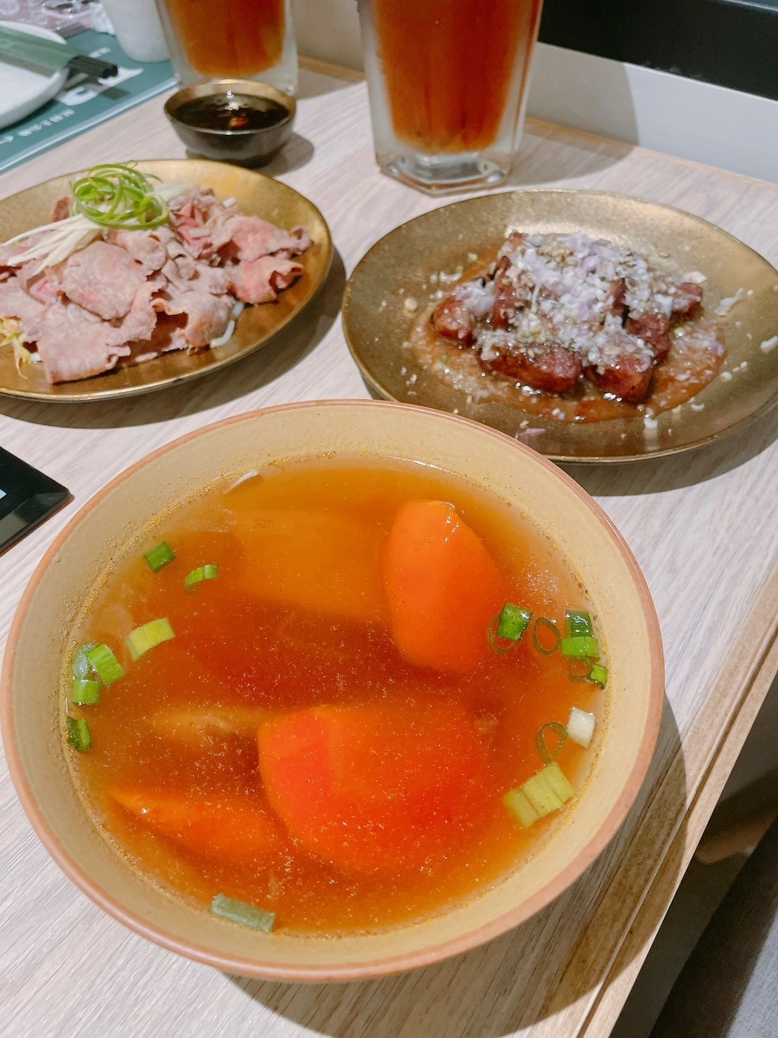 食記 大四喜麻辣雞公煲西門町麻辣牛舌料理x港籍主廚料理 食記 大四喜麻辣雞公煲西門町麻辣牛舌料理x港籍主廚料理