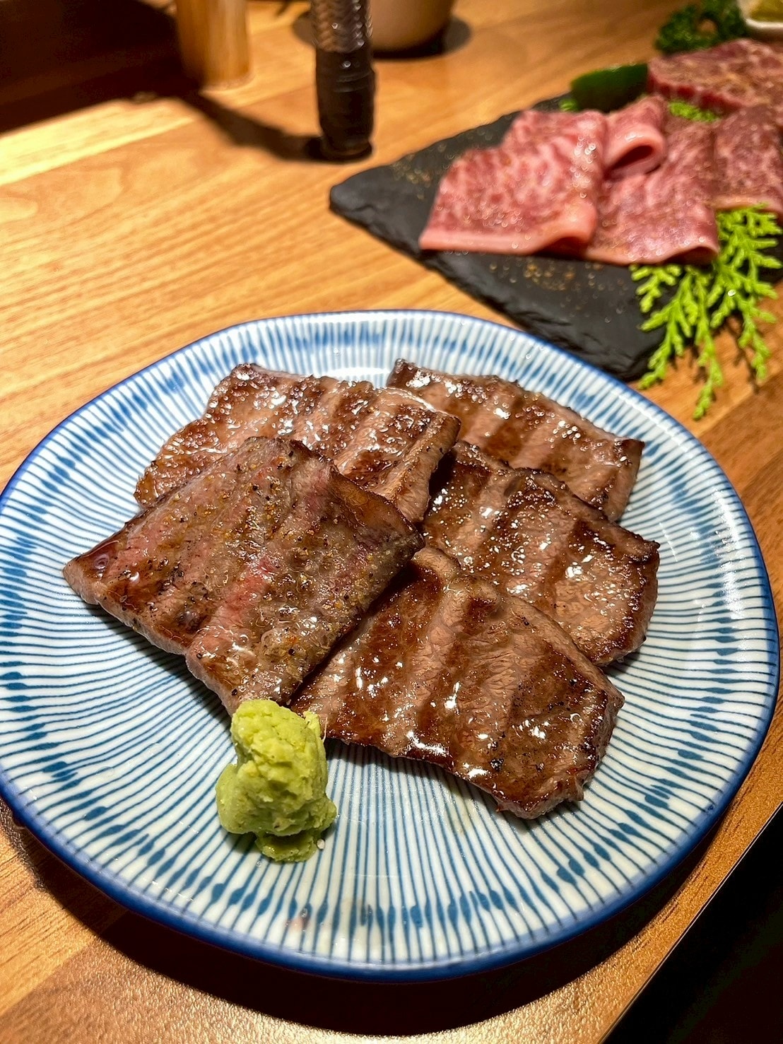 食記小滿苑燒肉和牛拼盤 全程代烤專人服務 食記小滿苑燒肉和牛拼盤 全程代烤專人服務