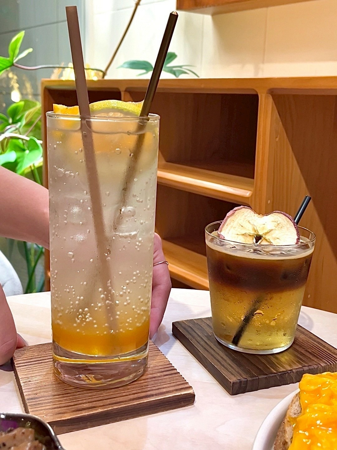 TING ROOM CAFÉ