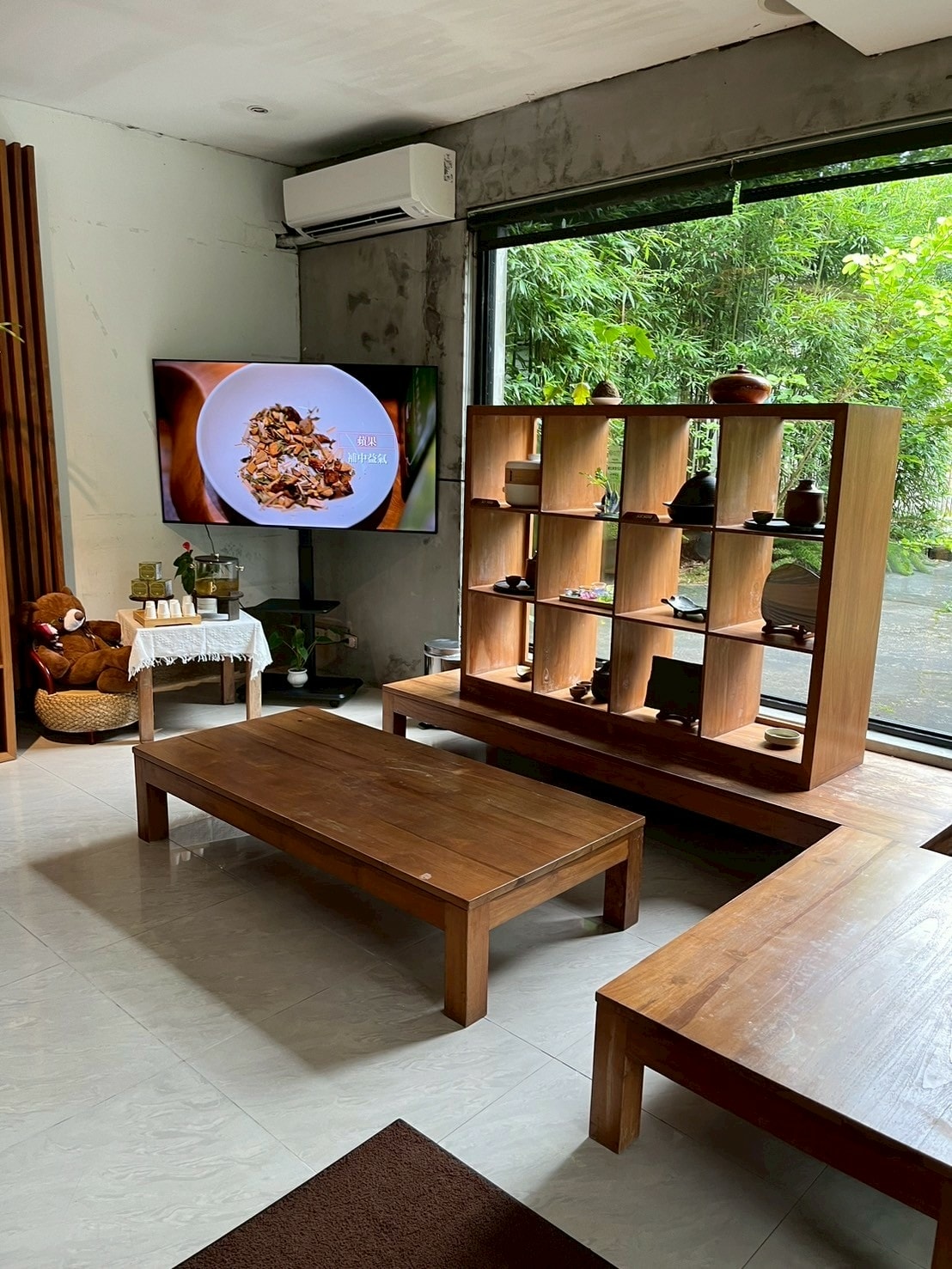 食記名流水岸新北新店烏來日式景觀餐廳x森林系玻璃屋,享受