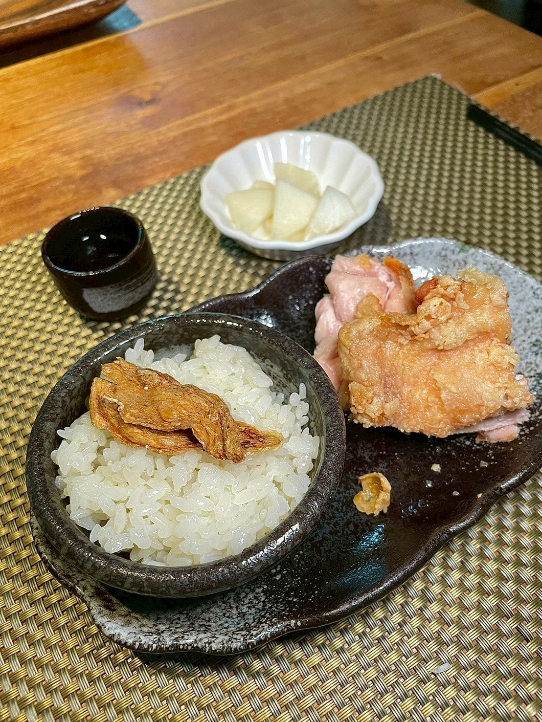 食記名流水岸新北新店烏來日式景觀餐廳x森林系玻璃屋,享受