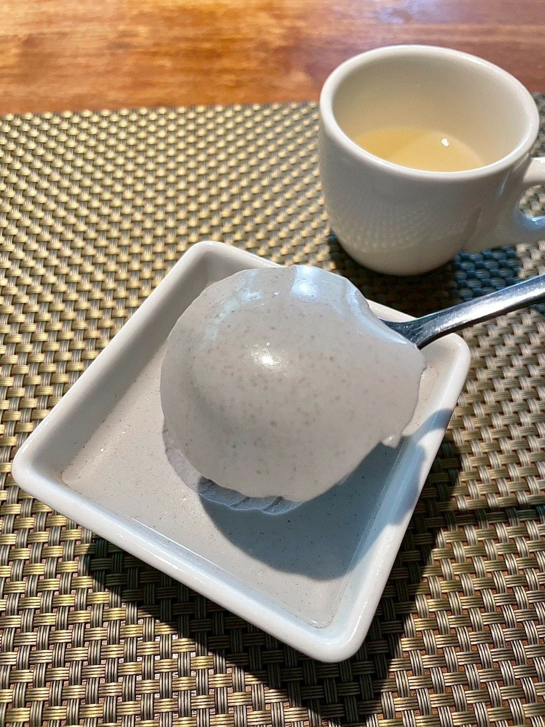 食記名流水岸新北新店烏來日式景觀餐廳x森林系玻璃屋,享受