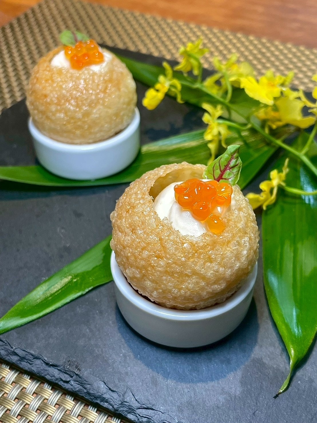 食記名流水岸新北新店烏來日式景觀餐廳x森林系玻璃屋,享受