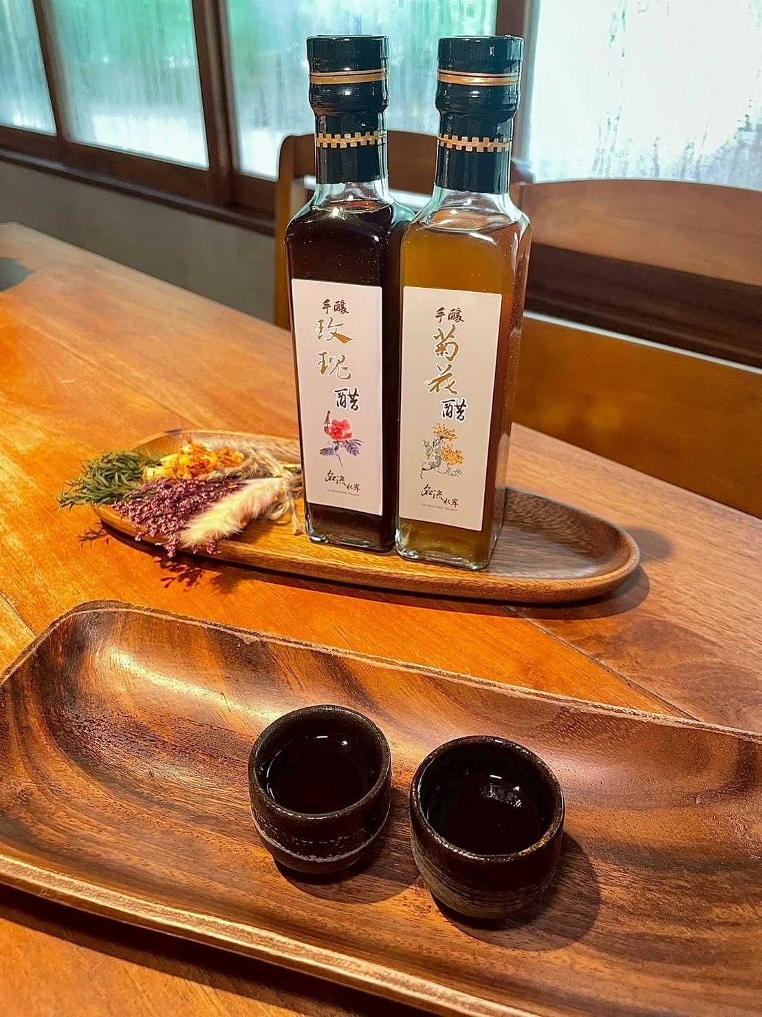 食記名流水岸新北新店烏來日式景觀餐廳x森林系玻璃屋,享受