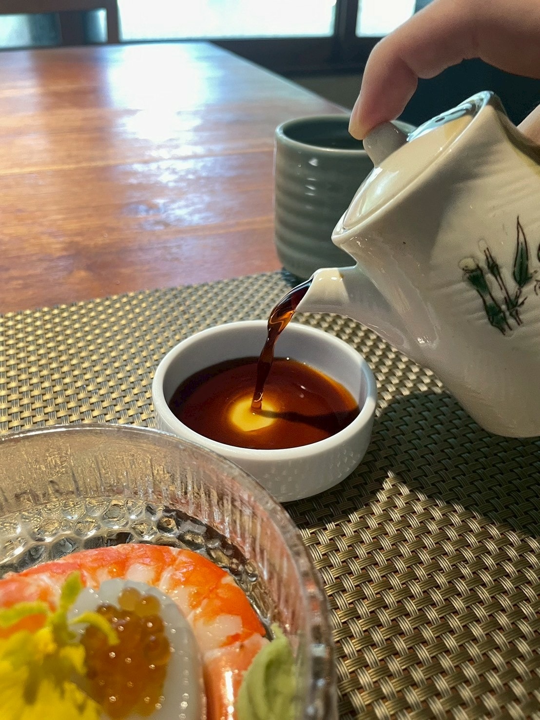 食記名流水岸新北新店烏來日式景觀餐廳x森林系玻璃屋,享受