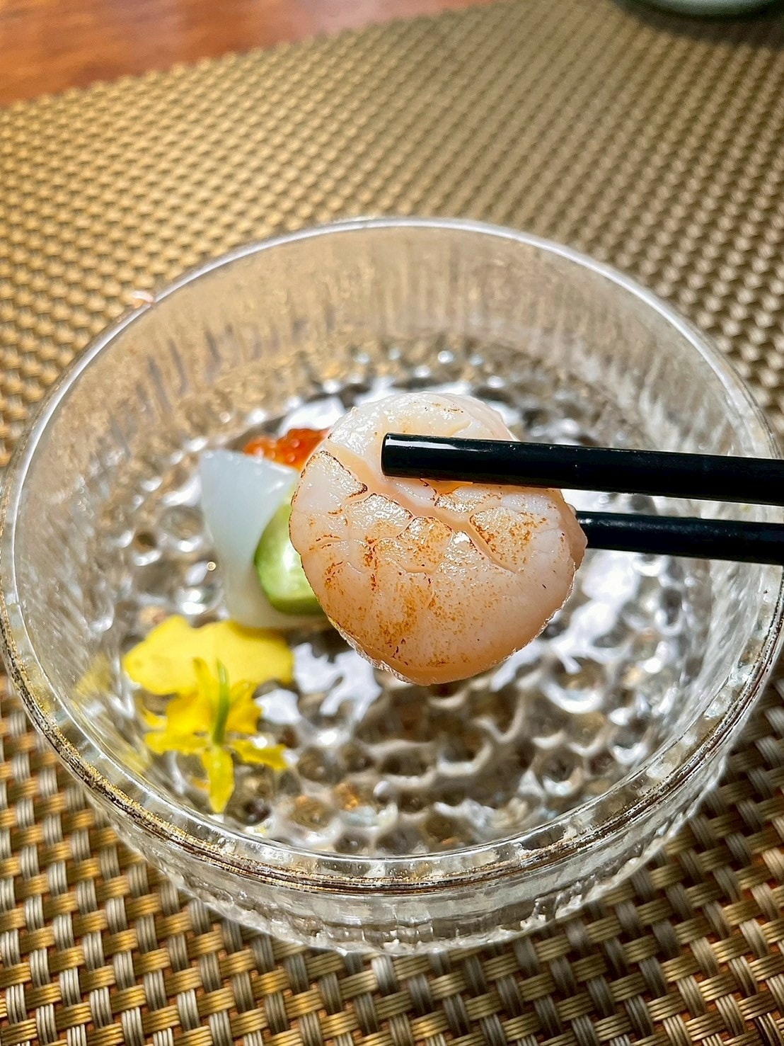 食記名流水岸新北新店烏來日式景觀餐廳x森林系玻璃屋,享受