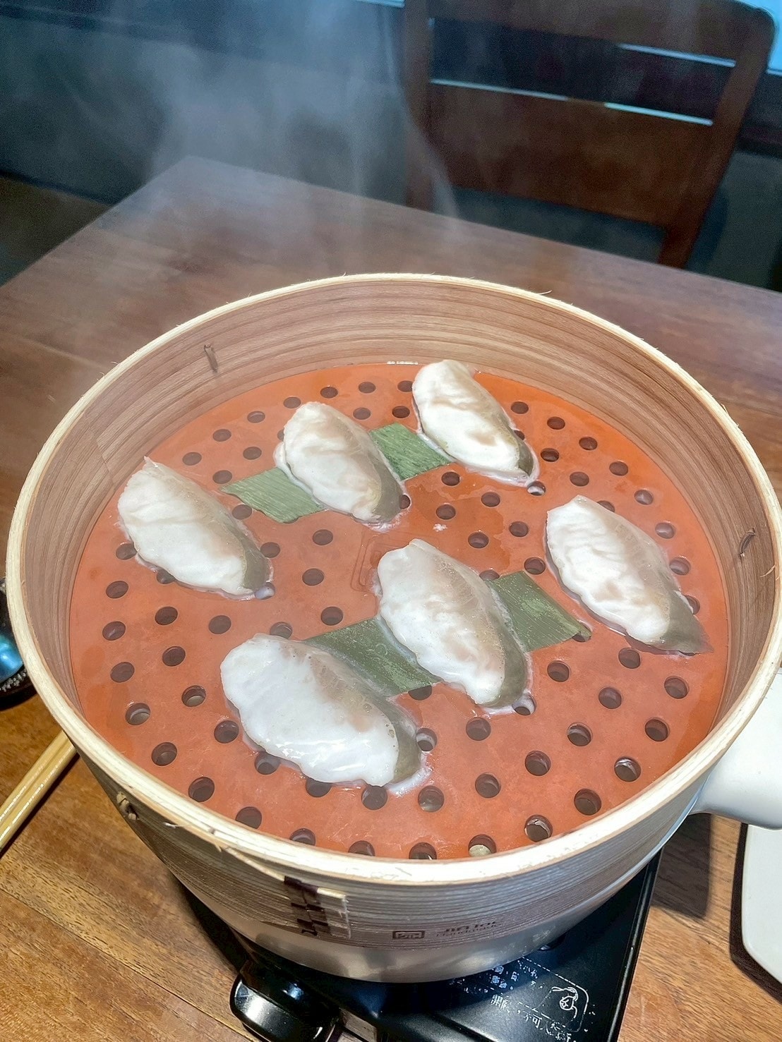 食記名流水岸新北新店烏來日式景觀餐廳x森林系玻璃屋,享受