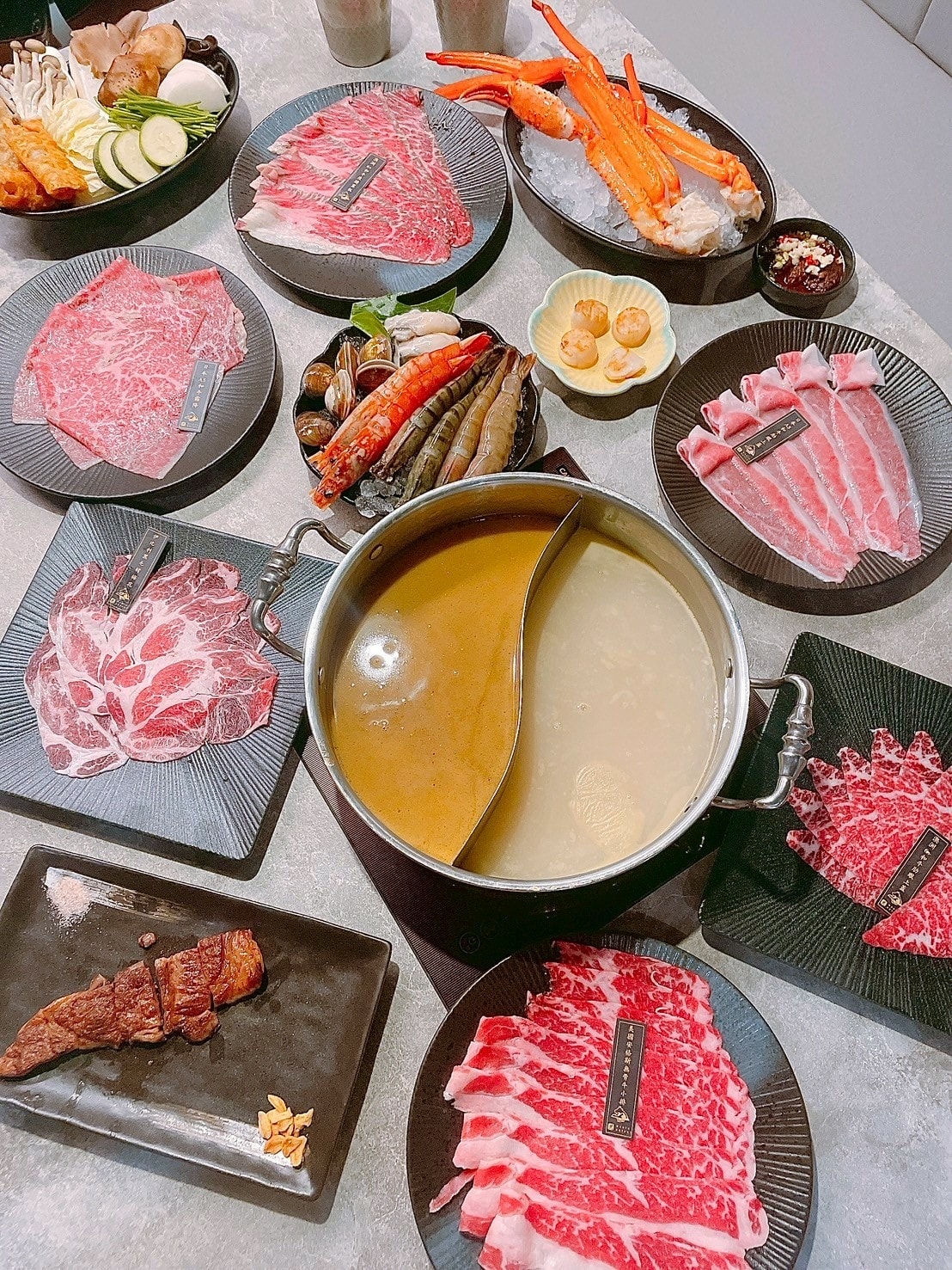 食記涮武鶴和牛鍋物-春日旗艦店桃園新開幕和牛、帝王蟹吃到