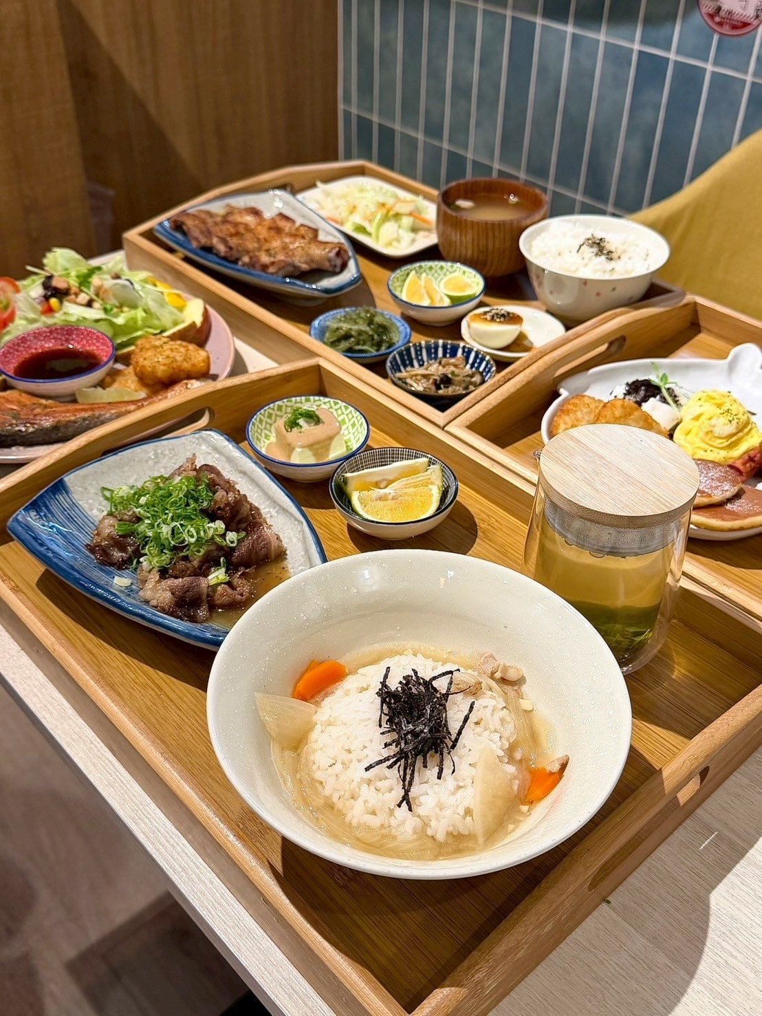 食記風日洋食板橋新埔站超人氣日式洋食小店,宮崎駿主題裝飾