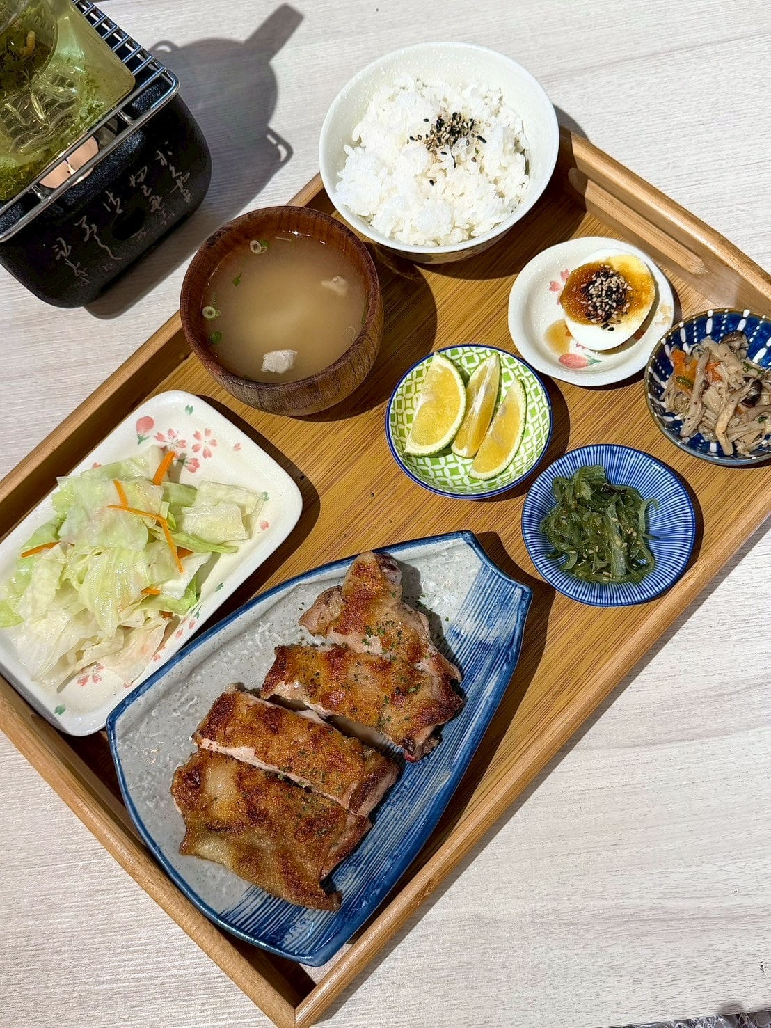 食記風日洋食板橋新埔站超人氣日式洋食小店,宮崎駿主題裝飾