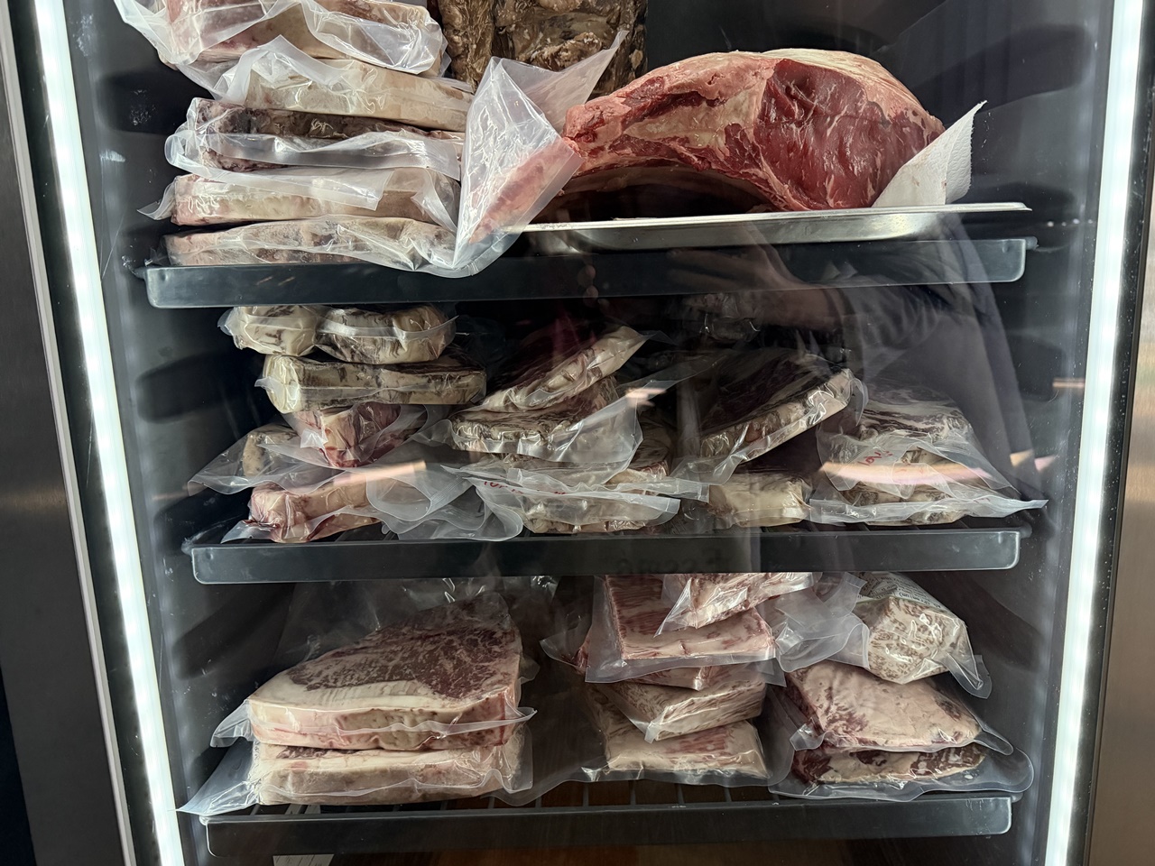 食記★WilsonPark 威爾森公園|內湖乾式熟成牛排餐酒館,聖誕節、情人節、生日聚會包廂餐廳推薦 - 第6張圖 食記★WilsonPark 威爾森公園|內湖乾式熟成牛排餐酒館,聖誕節、情人節、生日聚會包廂餐廳推薦