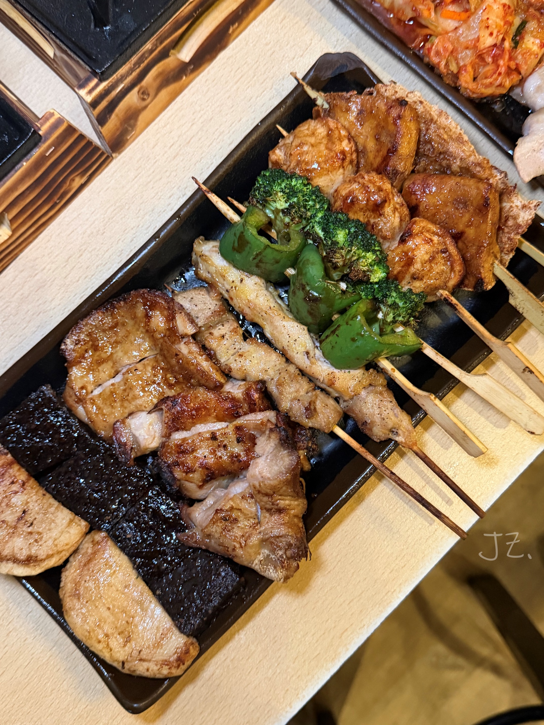 食記★柒息地串燒居酒屋延吉店｜捷運國父紀念館站大巨蛋演唱會、球賽後宵夜居酒屋推薦