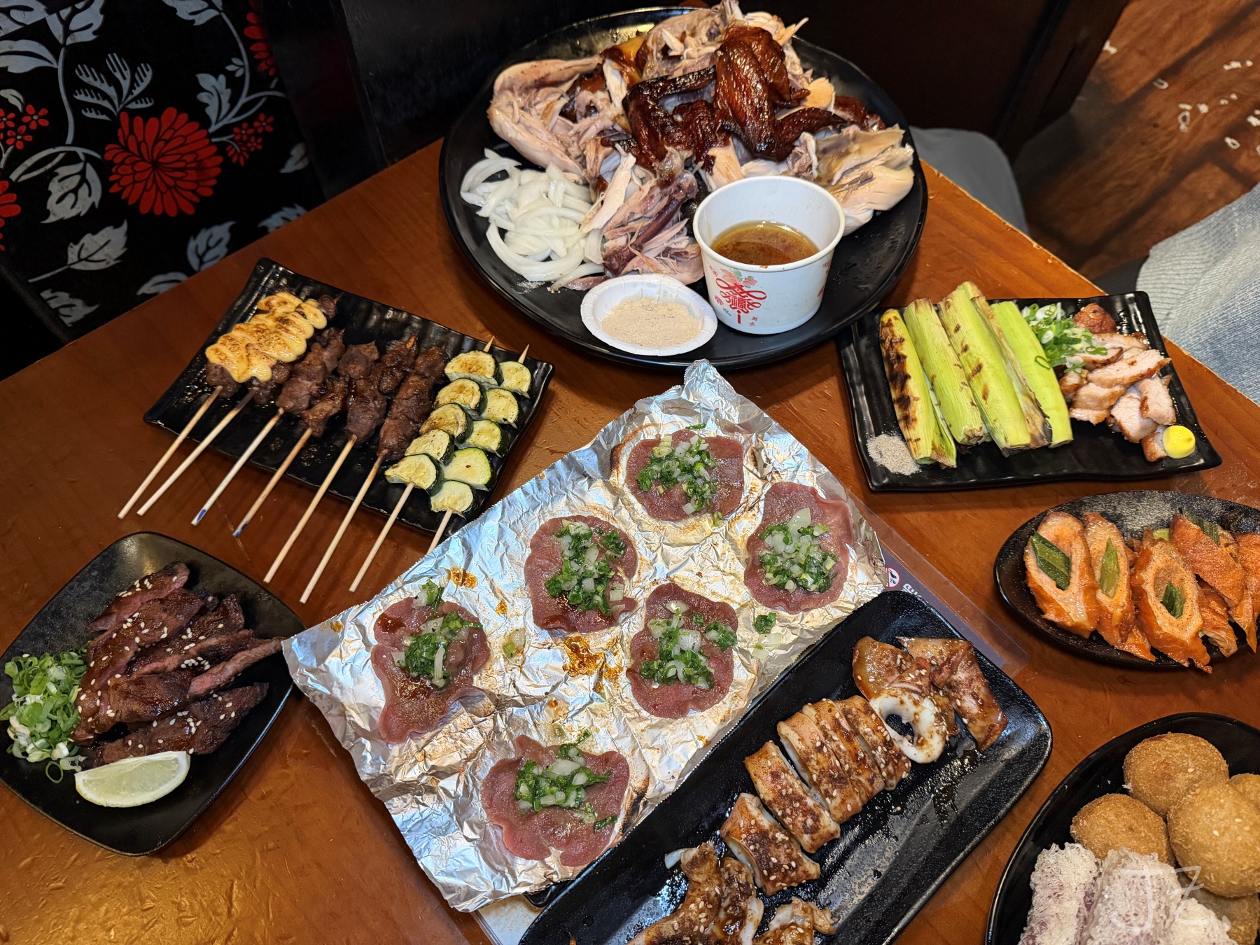 食記★起家莊雞老闆|南京復興美食桶仔雞創始總店,慶生與朋友聚會免費KTV一次滿足 - 第27張圖 食記★起家莊雞老闆|南京復興美食桶仔雞創始總店,慶生與朋友聚會免費KTV一次滿足