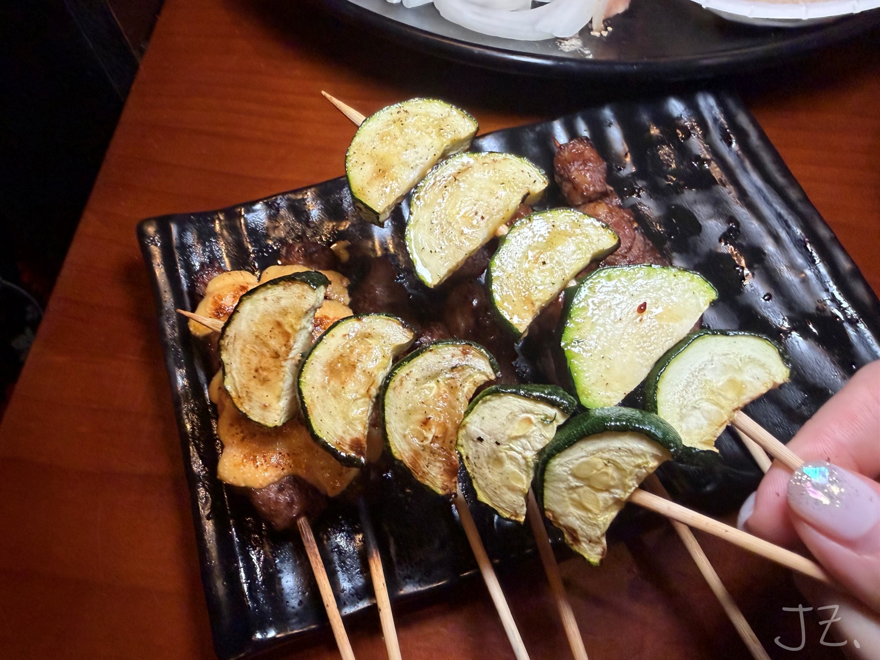 食記★起家莊雞老闆|南京復興美食桶仔雞創始總店,慶生與朋友聚會免費KTV一次滿足 - 第14張圖 食記★起家莊雞老闆|南京復興美食桶仔雞創始總店,慶生與朋友聚會免費KTV一次滿足