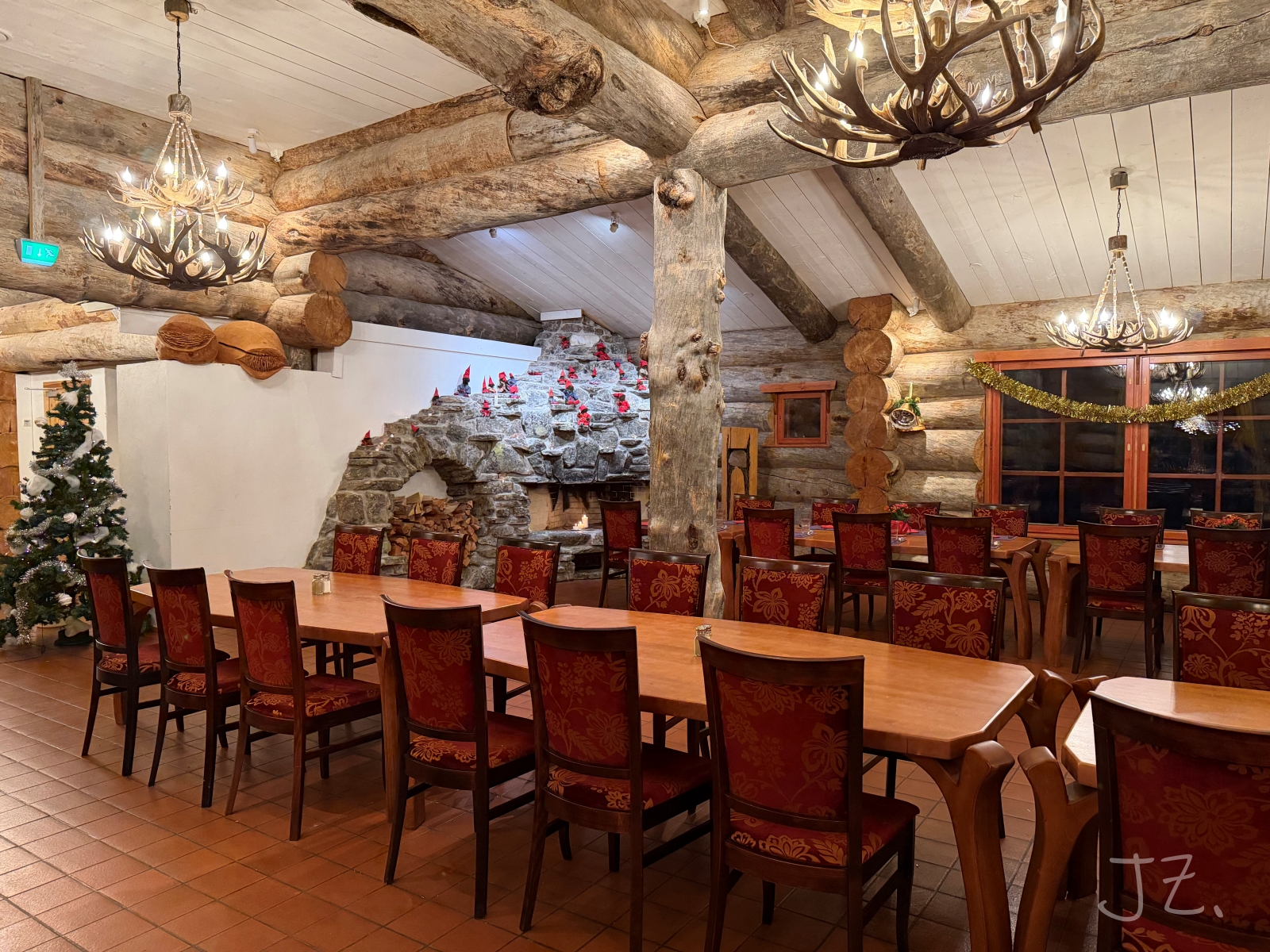 -Kakslauttanen Igloo Village 北歐芬蘭拉普蘭極光玻璃屋,追極光人生清單- - 第35張圖 -Kakslauttanen Igloo Village 北歐芬蘭拉普蘭極光玻璃屋,追極光人生清單-