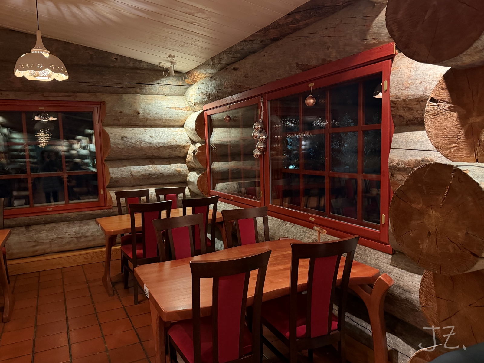 -Kakslauttanen Igloo Village 北歐芬蘭拉普蘭極光玻璃屋，追極光人生清單-