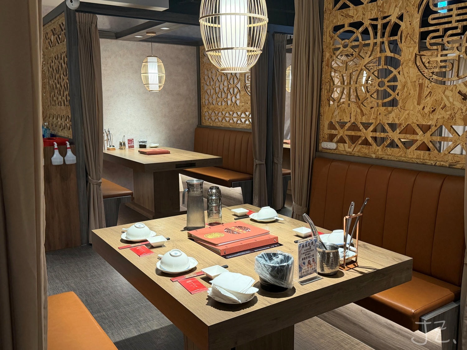 星曜雞湯｜台北必喝高級雞湯之一，用料不手軟的濃郁金黃暖雞湯