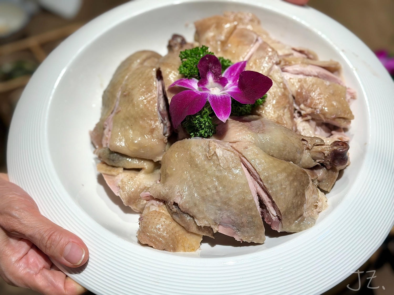 星曜雞湯｜台北必喝高級雞湯之一，用料不手軟的濃郁金黃暖雞湯