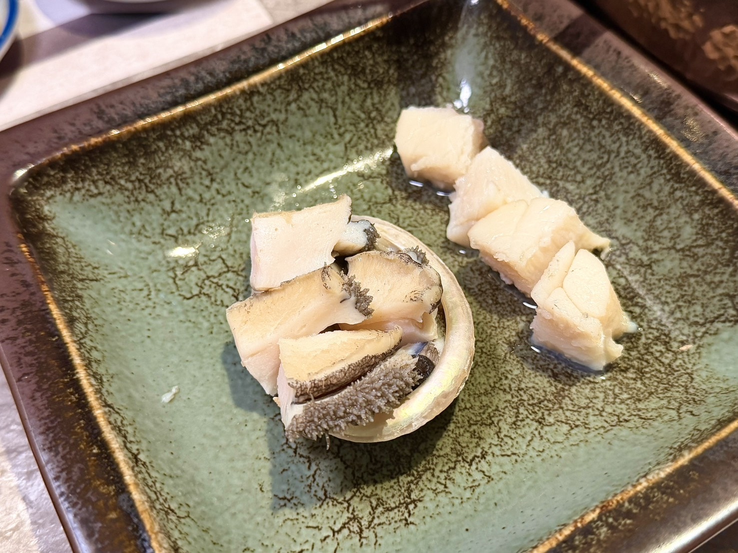 食記★聚食釜｜台北大安新開幕靈魂精萃鮮蝦鮮味頂級湯鍋，精緻海陸套餐半包廂用餐一次滿足