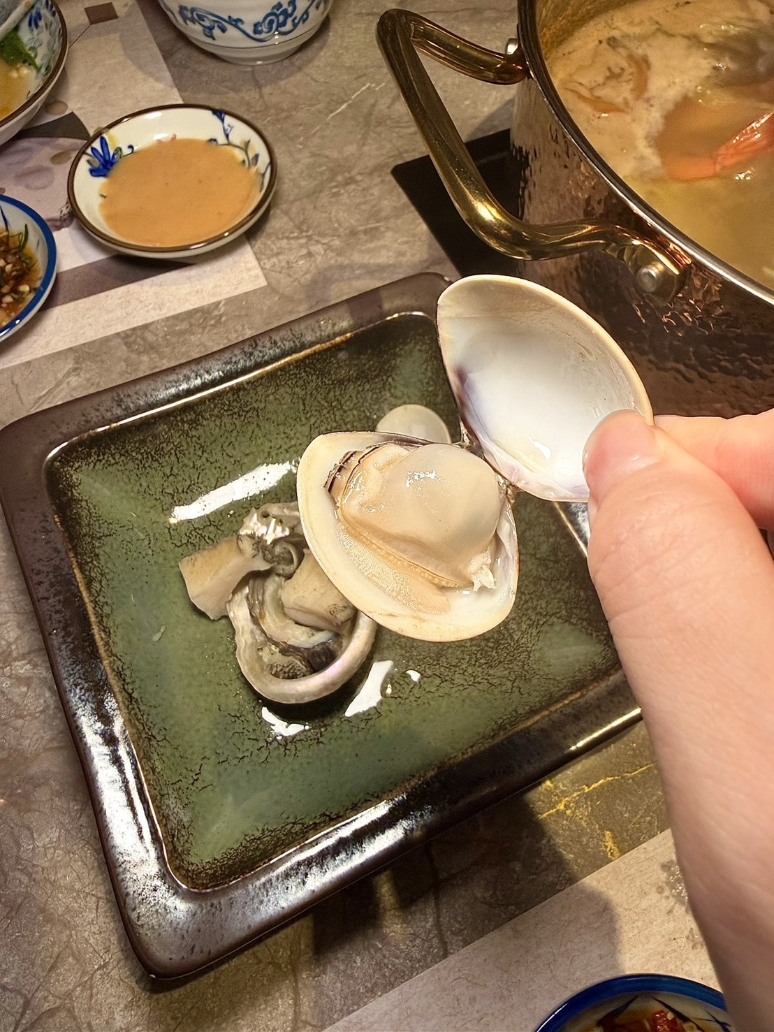 食記★聚食釜｜台北大安新開幕靈魂精萃鮮蝦鮮味頂級湯鍋，精緻海陸套餐半包廂用餐一次滿足