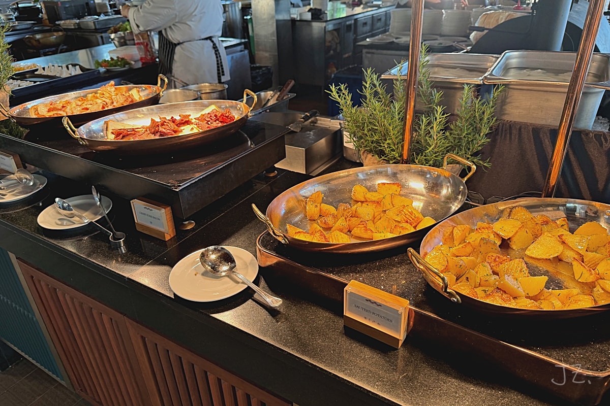 泰國住宿ANANTARA渡假村|頂級奢華Anantara Riverfront Suite 安納塔拉河畔套房五星級飯店 - 第35張圖 泰國住宿ANANTARA渡假村|頂級奢華Anantara Riverfront Suite 安納塔拉河畔套房五星級飯店
