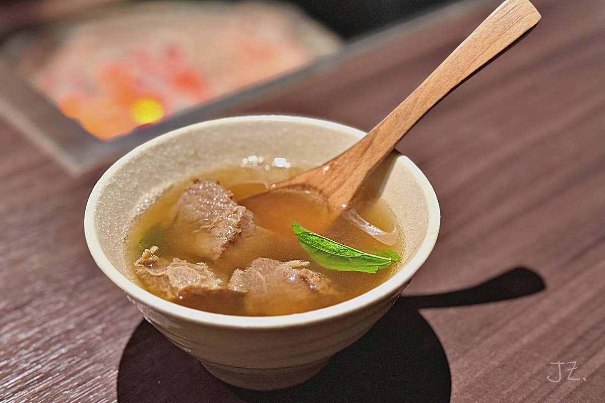 食記★大腕燒肉專門店|台北內湖四度蟬聯米其林一星燒肉專門店,必點幻切牛舌夢幻逸品 - 第35張圖 食記★大腕燒肉專門店|台北內湖四度蟬聯米其林一星燒肉專門店,必點幻切牛舌夢幻逸品
